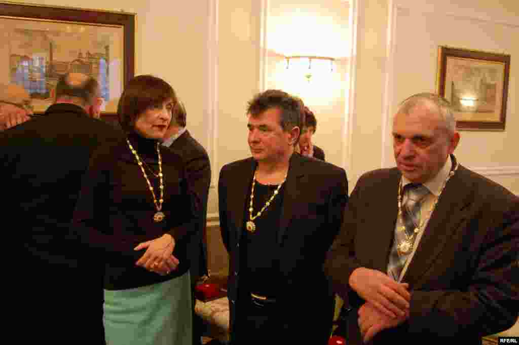 Corina Fusu, Val Butnaru, Petru Bogatu