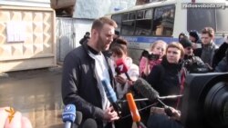 Світ у відео: У Росії з в’язниці випустили опозиціонера Навального