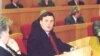 1999: Sărăcie lucie şi criză politică continuă