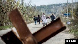 Архивное фото. Переход между КПВВ в Станице Луганской. Октябрь 2016 года