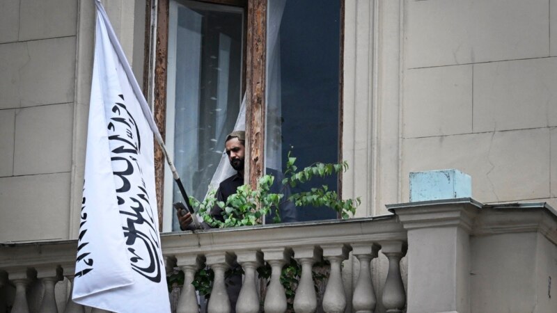 Rusija uradno priznala talibansko vlado v Afganistanu, kar krepi njihovo legitimnost