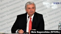 По словам искусствоведа Наны Кипиани, Одишария - добрый, хороший, приятный человек. Просто когда становишься министром культуры, надо быть немного революционером