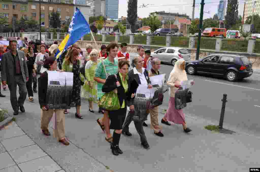 Mirna protestna šetnja povodom dana nestalih #11