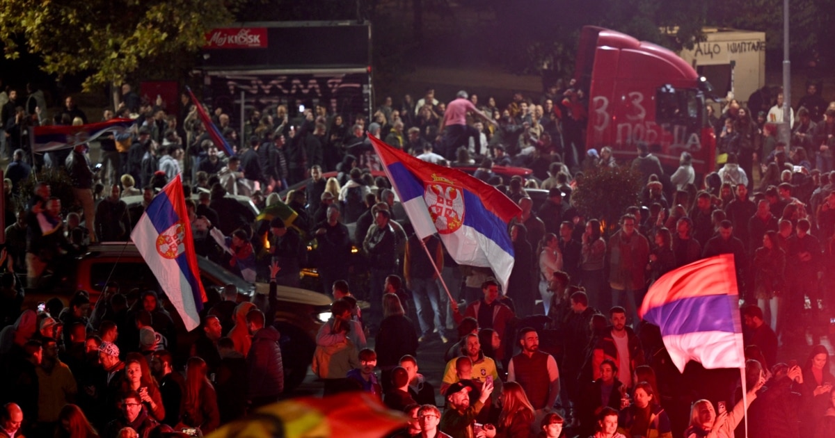 სერბეთის “სტუდენტურმა მოძრობამ” სახელმწიფო უწყებების ხელმძღვანელებს გადადგომისკენ მოუწოდა