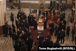 საქართველოს პატრიარქი, ილია მეორე დასვენებულია სამების საკათედრო ტაძარში.