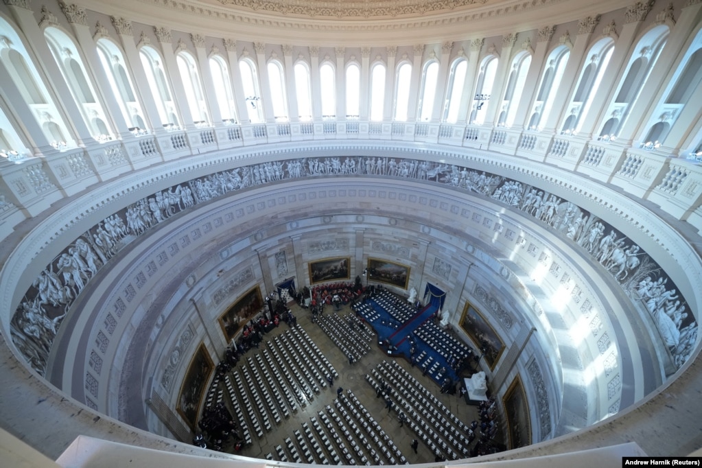 Hapësira ku do të mbahet inaugurimi i presidentit të zgjedhur të SHBA-së, Donald Trump, në Kapitol, Uashington. Donald Trump merr detyrën për mandatin e tij të dytë si presidenti i 47-të i Shteteve të Bashkuara.