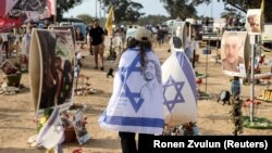 ჰამასის მიერ ისრაელში, მუსიკალურ ფესტივალზე 2023 წლის 7 ოქტომბერს დახოცილთა მემორიალი