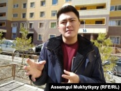 Житель столицы Даулет Толеутайулы. Нур-Султан, 2 апреля 2020 года.