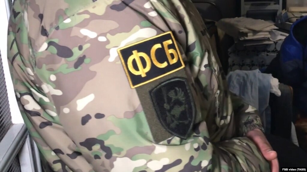 Перед тим в одному з районів Єкатеринбурга і приміському окрузі був запроваджений режим контртерористичної операції