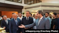 ოკუპირებული აფხაზეთის "დელეგაცია" სირიაში ჩავიდა - 62-ე საერთაშორისო სავაჭრო-სამრეწველო გამოფენაზე.