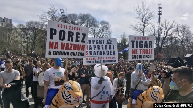 "Ne postoji tačka u našoj zemlji koja nije pred ekocidom", poručili su učesnici protesta