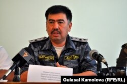 Комендант города Ош и Ошской и области Бакыт Алымбеков «не выполнил свой долг по обеспечению соблюдения прав человека при восстановлении порядка», - заявила ИКК.