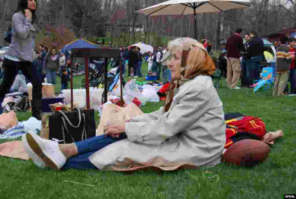 U.S. -- 13 Bedar in Black Hill, is the Persian Festival of springs. It is a full day of mass Outdoors Picnic, which occurs on the 13th day of Norouz, 01Apr2007