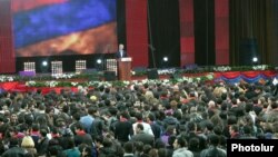 Armenia - President Serzh Sarkisian holds an election campaign rally in Yerevan, 15Feb2013.