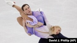 Алена Савченко менен Бруно Массо Түштүк Кореядагы Олимпиада учурунда. 15-февраль, 2018-жыл.