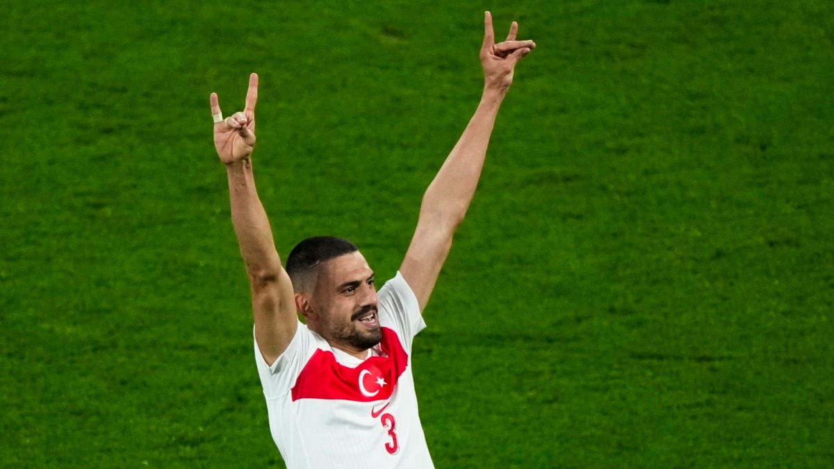 German Foreign Ministry summons Turkish ambassador over Demiral’s “Grey Wolves” gesture.