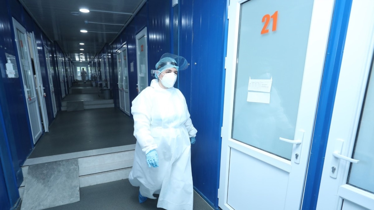 COVID-19: За сутки в Армении выявлено 428 новых случаев, выздоровели 775 человек, 10 - скончались