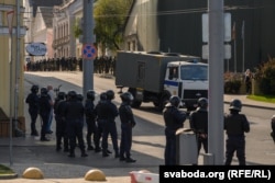 Сілавікі на вуліцах Горадні падчас разгону пратэстаў 2020 году. Архіўнае фота
