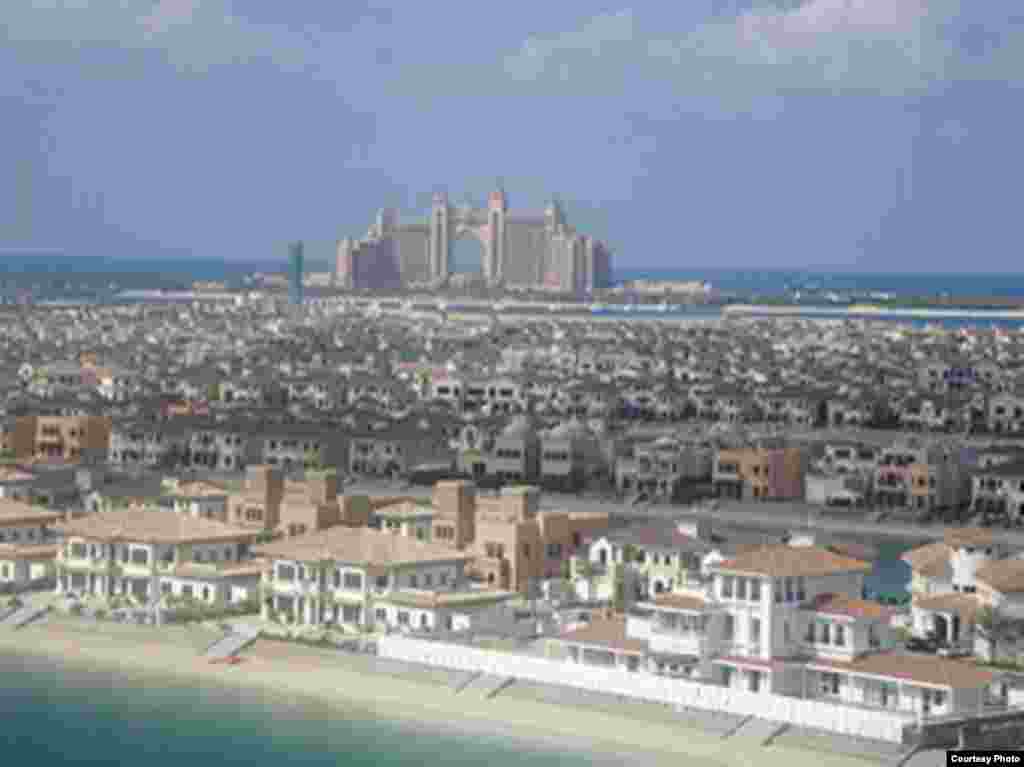 5 mart - «The Washington Post» Dubayda üç Əliyevin 75 milyon dollarlıq mülkləri haqqında yazdı