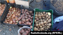 Картоплю на луганські ринки привозять, зокрема, з Білорусі