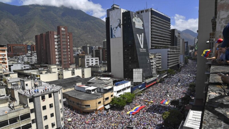 Biden ublažava sankcije Venecueli koja traži izlaz iz dugogodišnje krize 