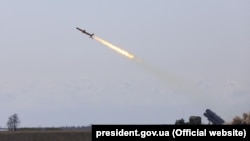 Під час випробування новітнього українського комплексу крилатих ракет «Нептун». Полігон на Одещині, 5 квітня 2019 року