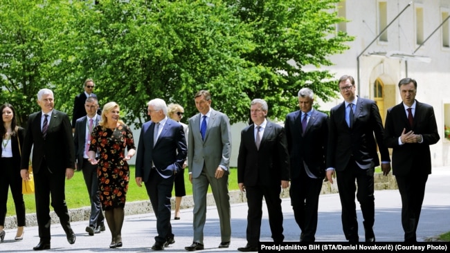 U trci za najvećeg populistu na Zapadnom Balkanu: Predsedavajući Predsedništva BiH Dragan Čović, predsednica Hrvatske Kolinda Grabar Kitarović, predsednik Nemačke Frank-Valter Štajnmajer, predsednik Slovenije Borut Pahor, predsednik Makedonije Đorđe Ivanov, predsednik Kosova Hašim Tači, predsednik Srbije Aleksandar Vučić
