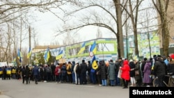 Акція протесту проти вторгнення Росії до України в захопленому російськими військовими місті Мелітополі, на Запоріжжі, березень 2022 року