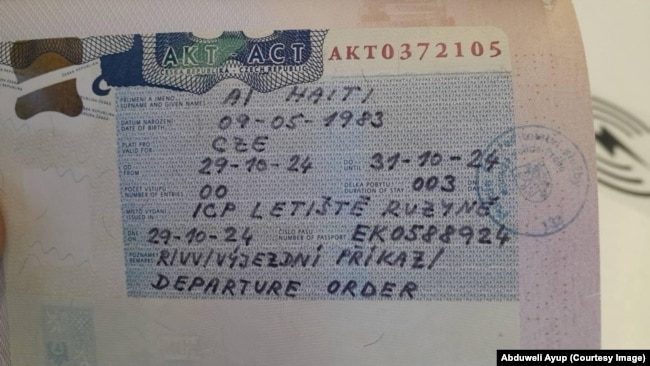 Nalog za napuštanje Češke 2024. godine nakon što nije dobio azil.