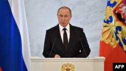 Vladimir Putin za govornicom u Kremlju, 3. prosinac, 2015.