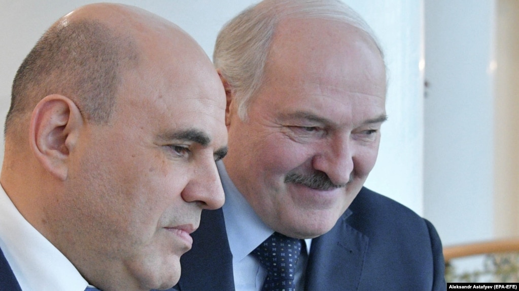Премьер-министр России Михаил Мишустин встретился с президентом Беларуси Александром Лукашенко в Минске, 16 апреля 2021 года.