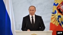 Президент России Владимир Путин выступил с ежегодным посланием в Кремле. Москва, 3 декабря 2015 года. 