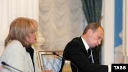 Элла Памфилова (слева) и возглавляемый ею Совет имели возможность донести свои мнения до президента Путина (справа)