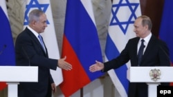 ولادیمیر پوتین (راست) و بنیامین نتانیاهو