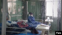 بخش ویژه کرونا در بیمارستان شهدای عشایر خرم‌آباد