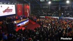 Armenia - President Serzh Sarkisian speaks at the official launch of his Republican Party's election campaign in Yerevan, 5Mar2017.