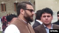 محب: با برخی موارد توافقنامه صلح موافق نیستیم