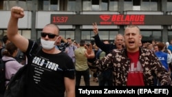Работники Минского тракторного завода вышли с протестом против результатов выборов 