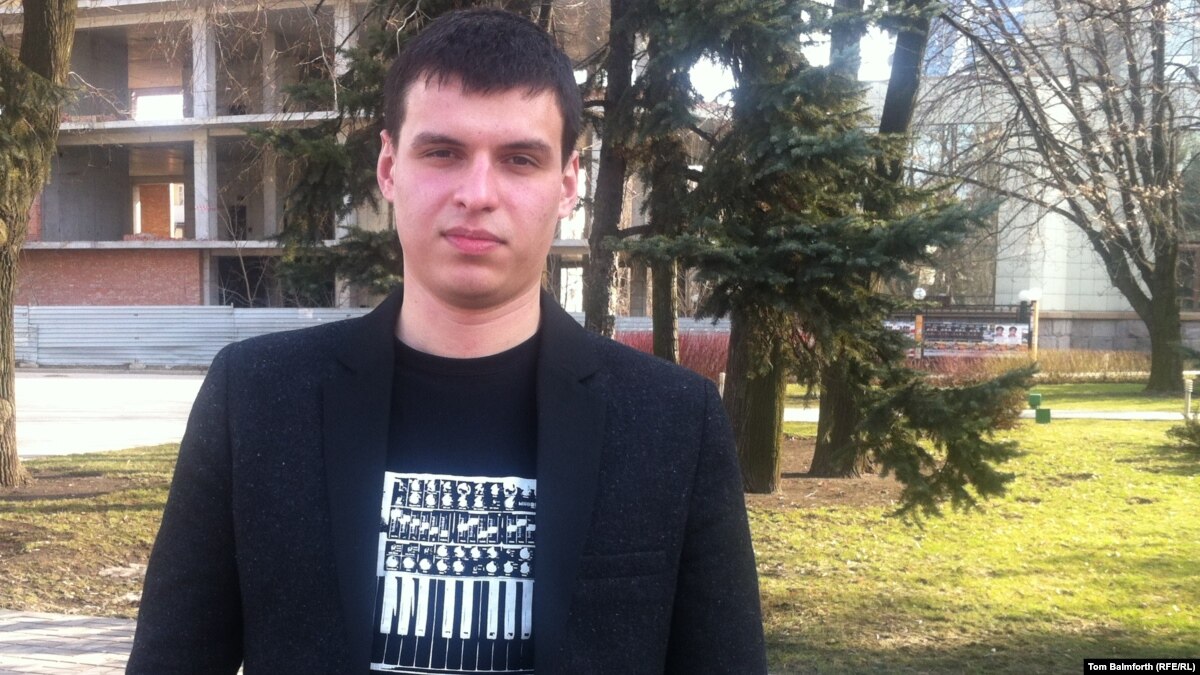 In Donetsk Some Ethnic Russians Raise Voice For Kyiv