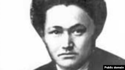 Роберт Джемманың екі қаруы бар порносы