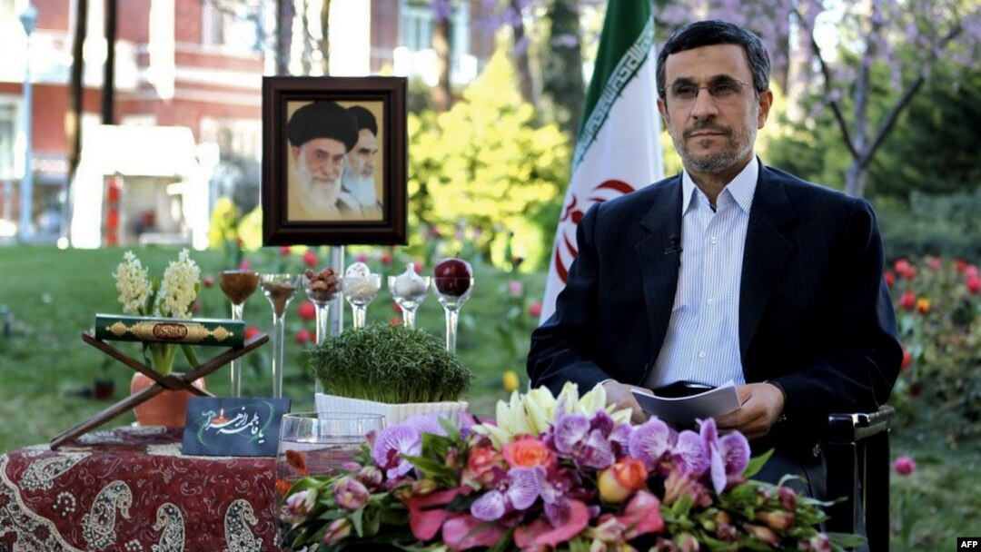 دومین دوره ریاست جمهوری محمود احمدی‌نژاد در مرداد ۹۲ پایان می‌گیرد