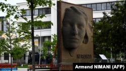 Memoriali "Heroinat" dedikuar viktimave të dhunës seksuale gjatë luftës së fundit në Kosovë. 