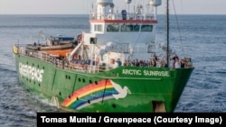 Nava „Arctic Sunrise” (foto arhivă)