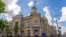 Proiectul bugetului municipiului Chișinău propus de Ion Ceban pentru anul 2026 prevede venituri de aproximativ 9,6 miliarde de lei, dintre care aproximativ 4,9 miliarde de lei sunt transferuri de la bugetul de stat, și cheltuieli estimate la 10,7 miliarde de lei.