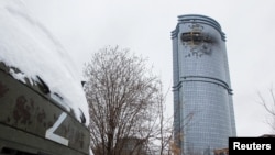 Здание ЖК "Лазурные небеса" после атаки дронов 21 декабря 2024 года