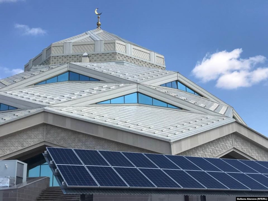 Артур мен Минимойлардың порно пародиясы Анета Орлованың порносы