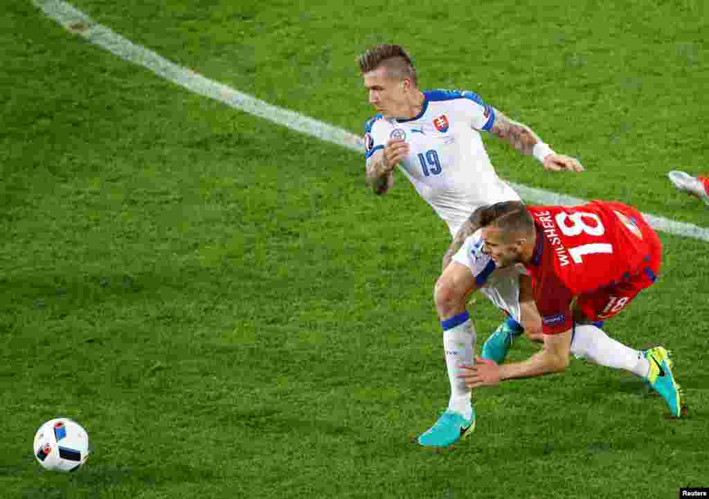 مسابقه انگلستان-اسلواکی