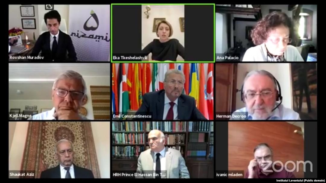 Emil Constantinescu participă la o conferință online pe tema Levantului.