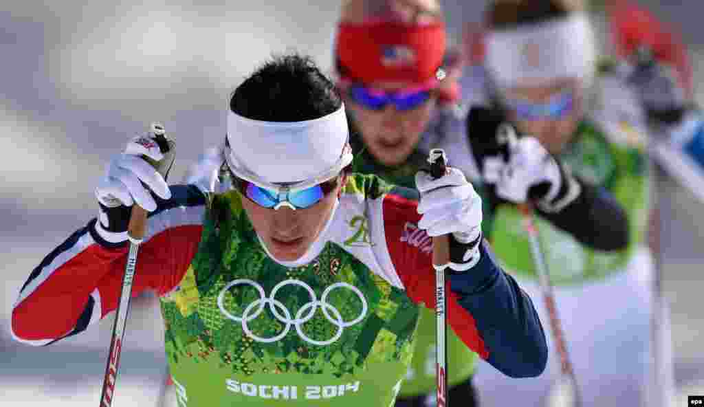 Norway&#39;s Marit Bjoergen in action during the women&#39;s team sprint classic cross-country semifinal. Norway eventually won gold.&nbsp;&nbsp;(EPA/Hendrik Schmidt)