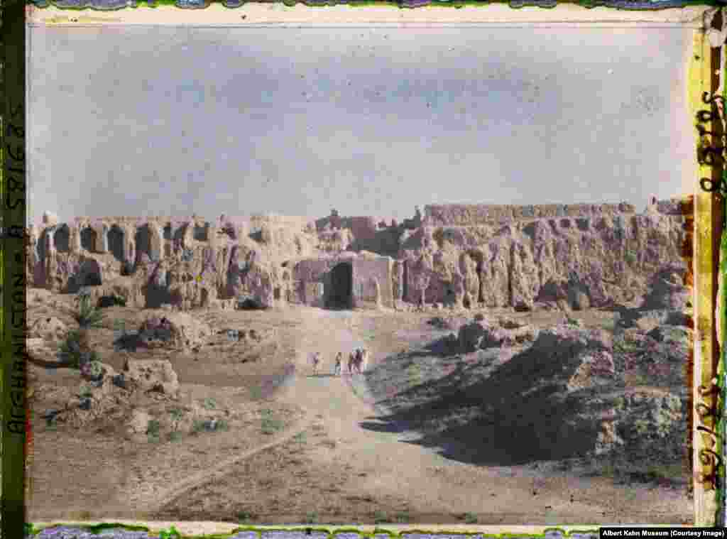 Explorers at the Farah Citadel, in western Afghanistan. The citadel is still standing today.